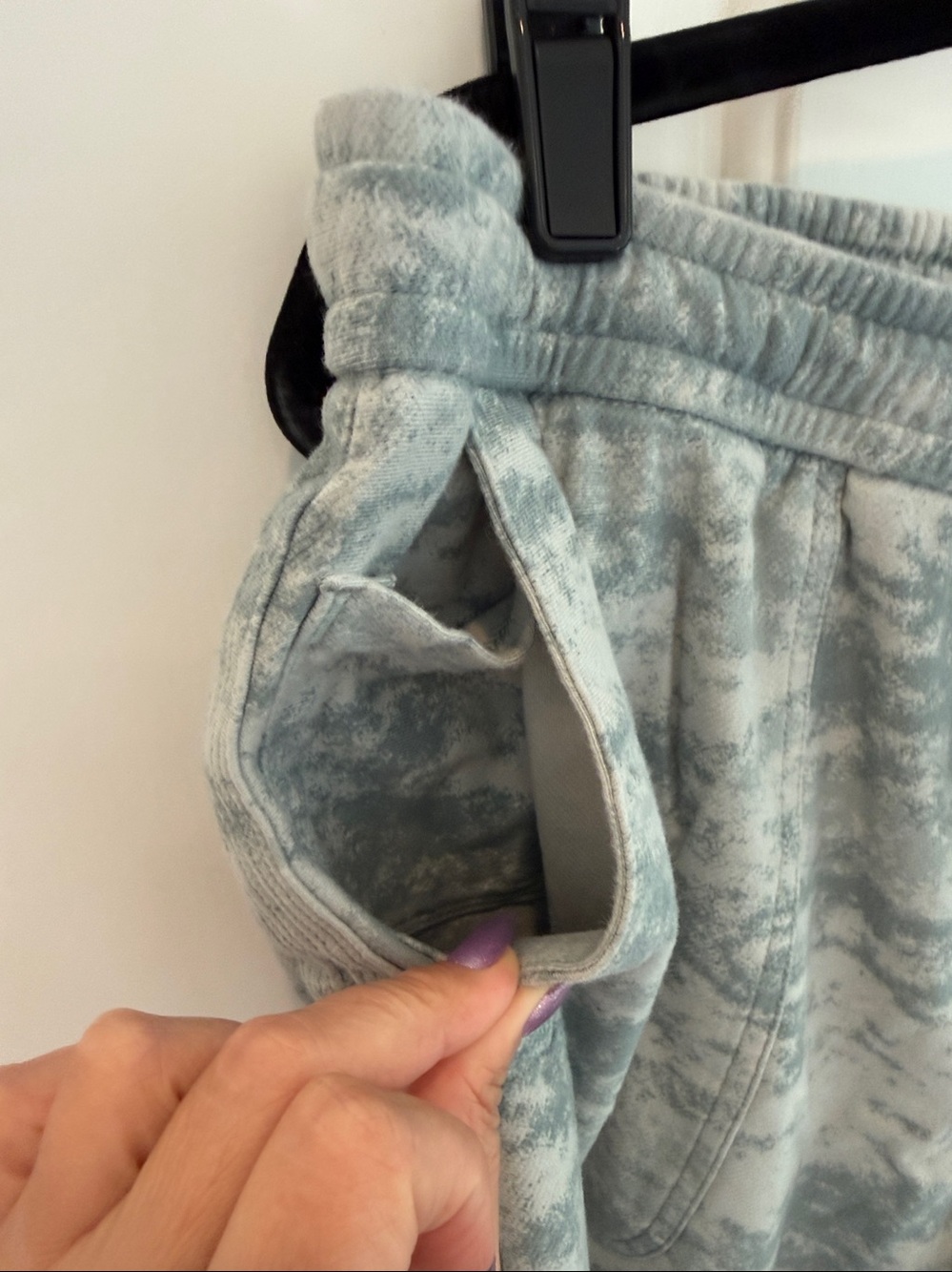 Athleta Farallon Jogger Size XL Fog Camo - Picture 3 of 6